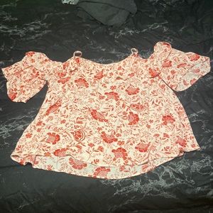 Women’s casual or dress up, flowing top